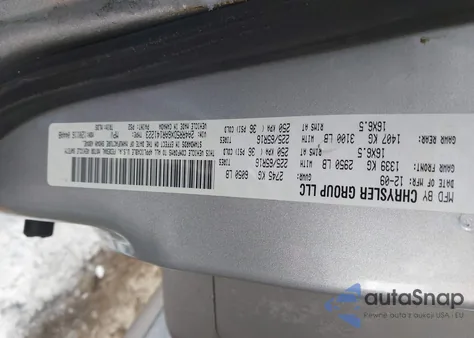 2010 Chrysler Town & Country Touring z USA, uszkodzony, nr VIN 2A4RR5DX6AR141223